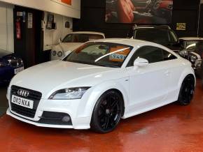 AUDI TT 2013 (13) at Penwortham Garage Preston