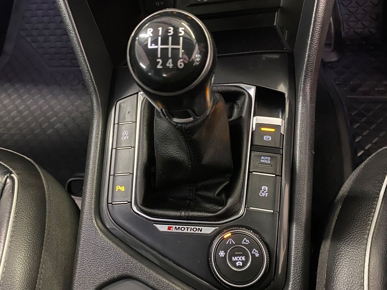 VOLKSWAGEN TIGUAN 2.0 TDI 150 4MOTION SEL 5DR 2016 66 13,995 GEARBOX MANUAL BODYSTYLE...
